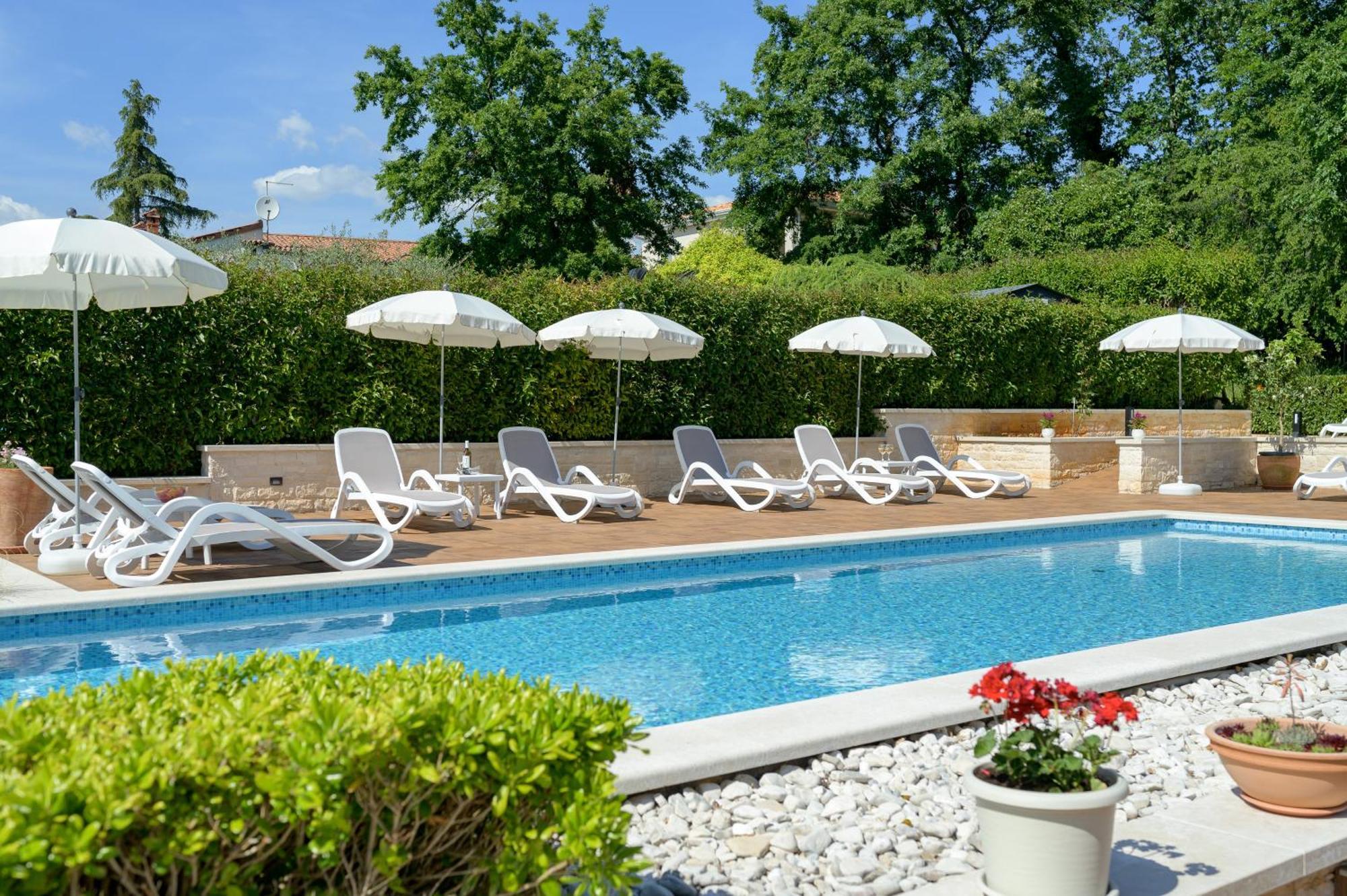 Apartments Tena Porec Exterior photo