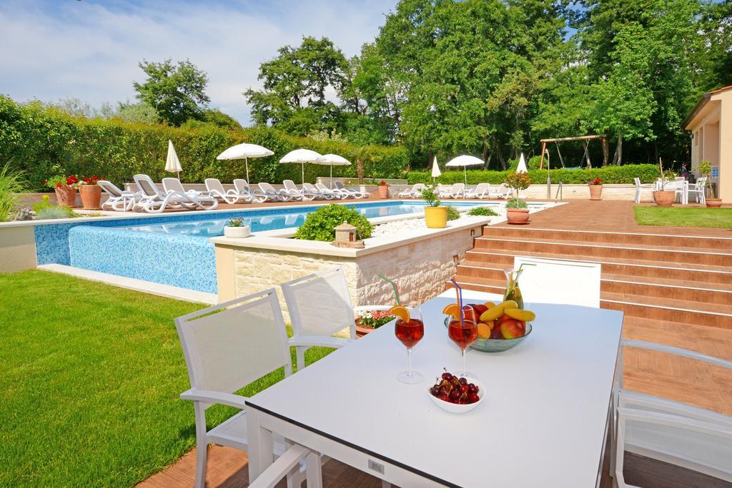 Apartments Tena Porec Exterior photo
